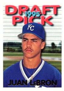 1995 Topps Traded Juan LeBron #12T